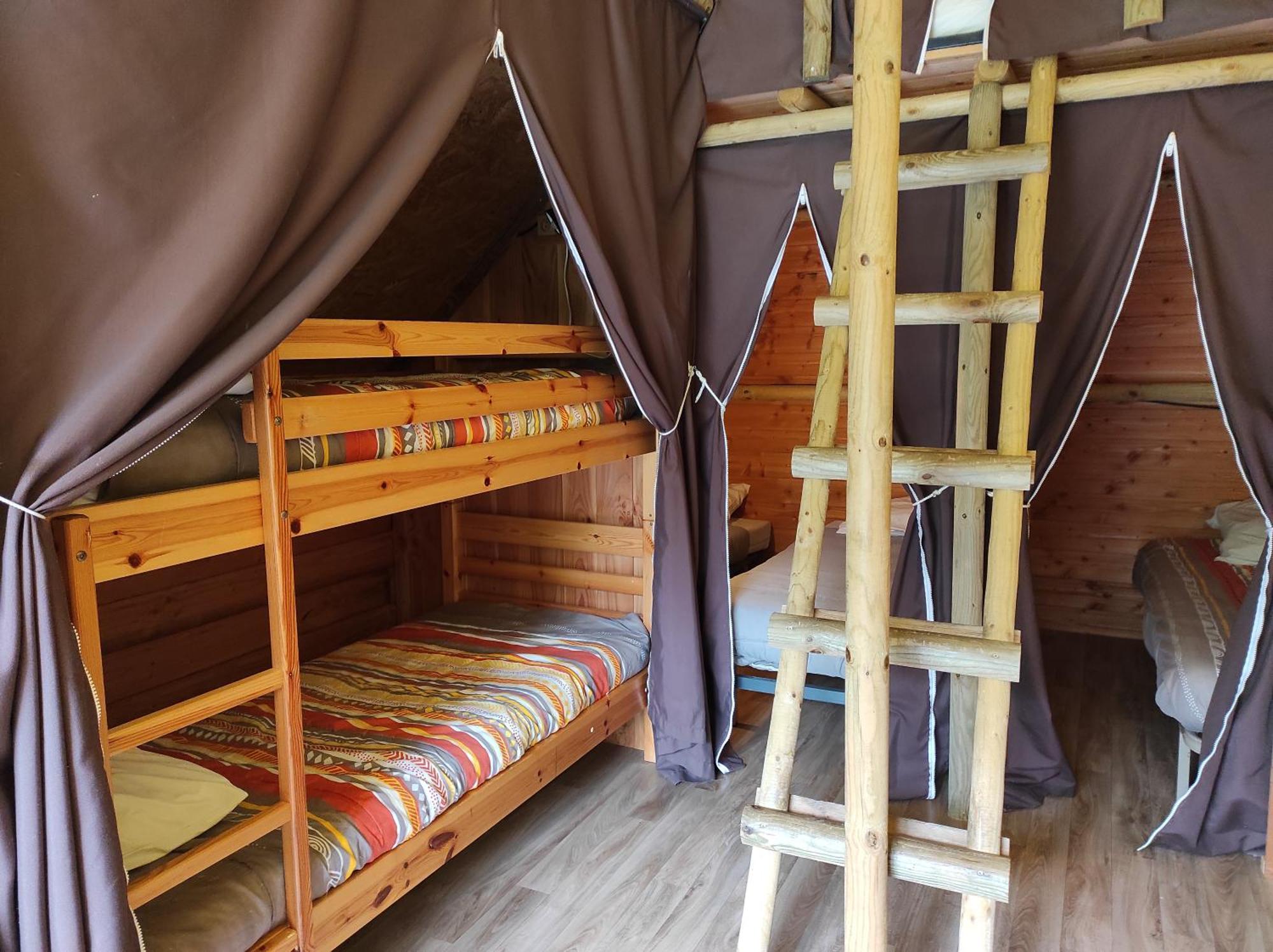 Camping Le Rouge Gorge **** 10' Puy Du Fou Saint-Laurent-sur-Sèvre Eksteriør bilde
