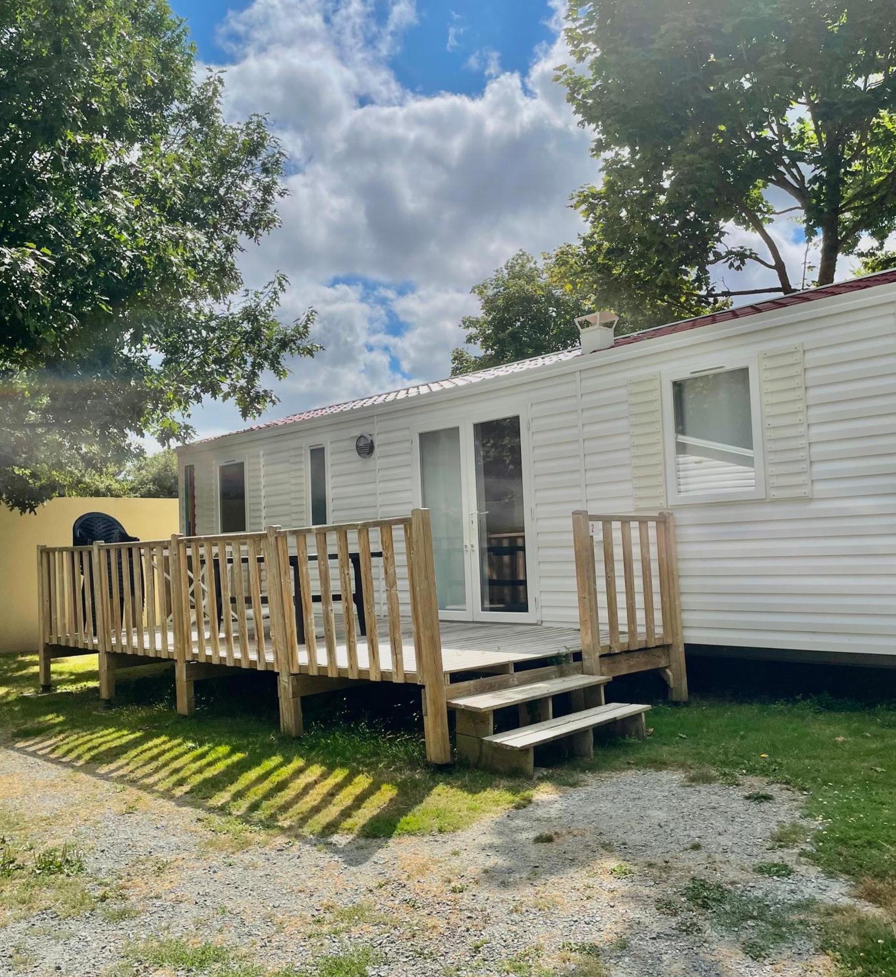 Camping Le Rouge Gorge **** 10' Puy Du Fou Saint-Laurent-sur-Sèvre Eksteriør bilde