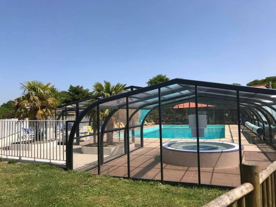 Camping Le Rouge Gorge **** 10' Puy Du Fou Saint-Laurent-sur-Sèvre Eksteriør bilde